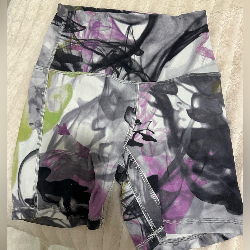 lululemon 6 inch align biker shorts